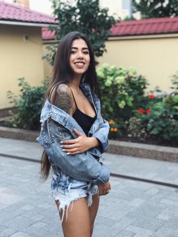Проститутка Викуля